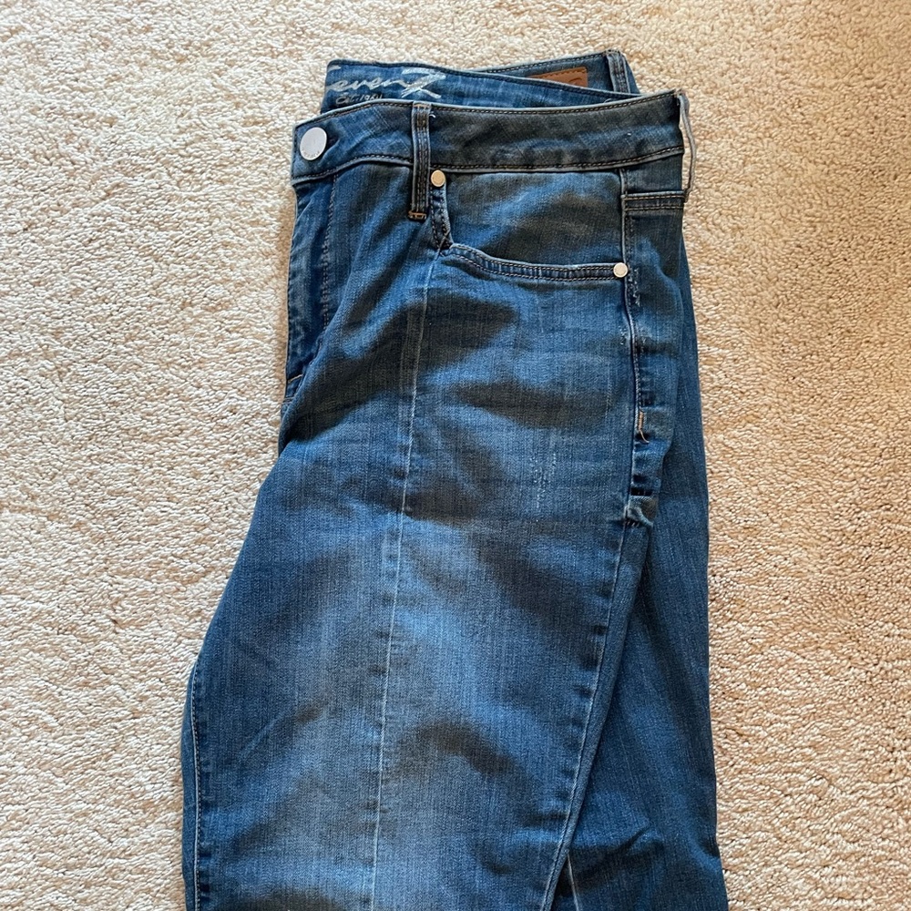 Seven jeans with flared bottom